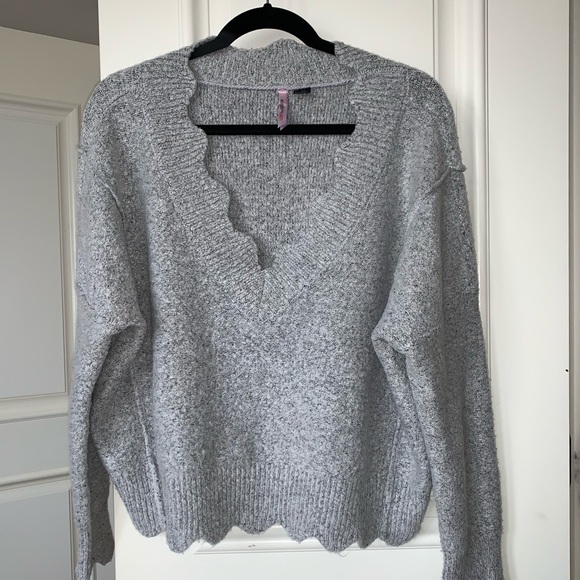 Grey scalloped sweater from Nordstrom - Picture 2 of 3